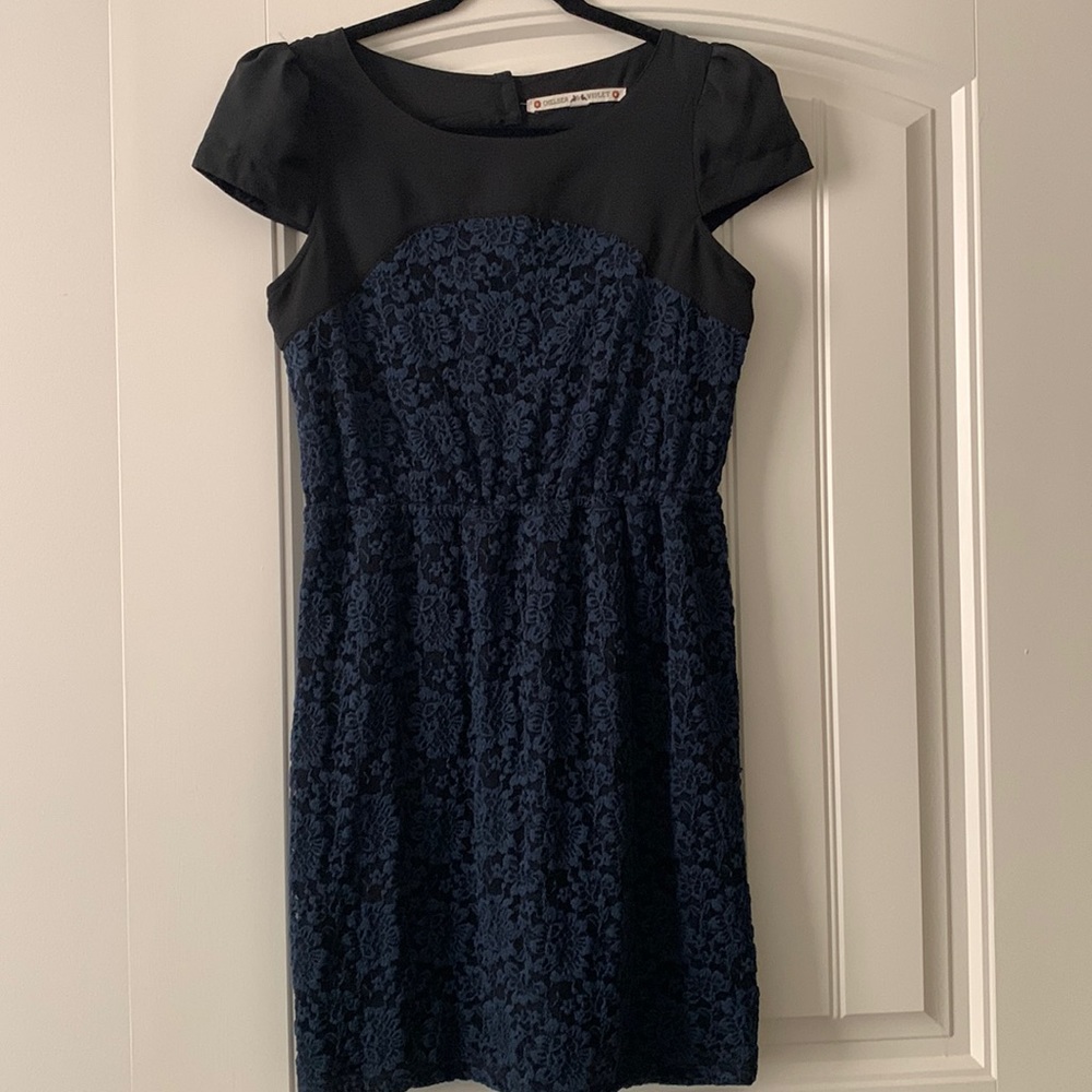 Chelsea and Violet Lace Dress with Cap Sleeves. Size M